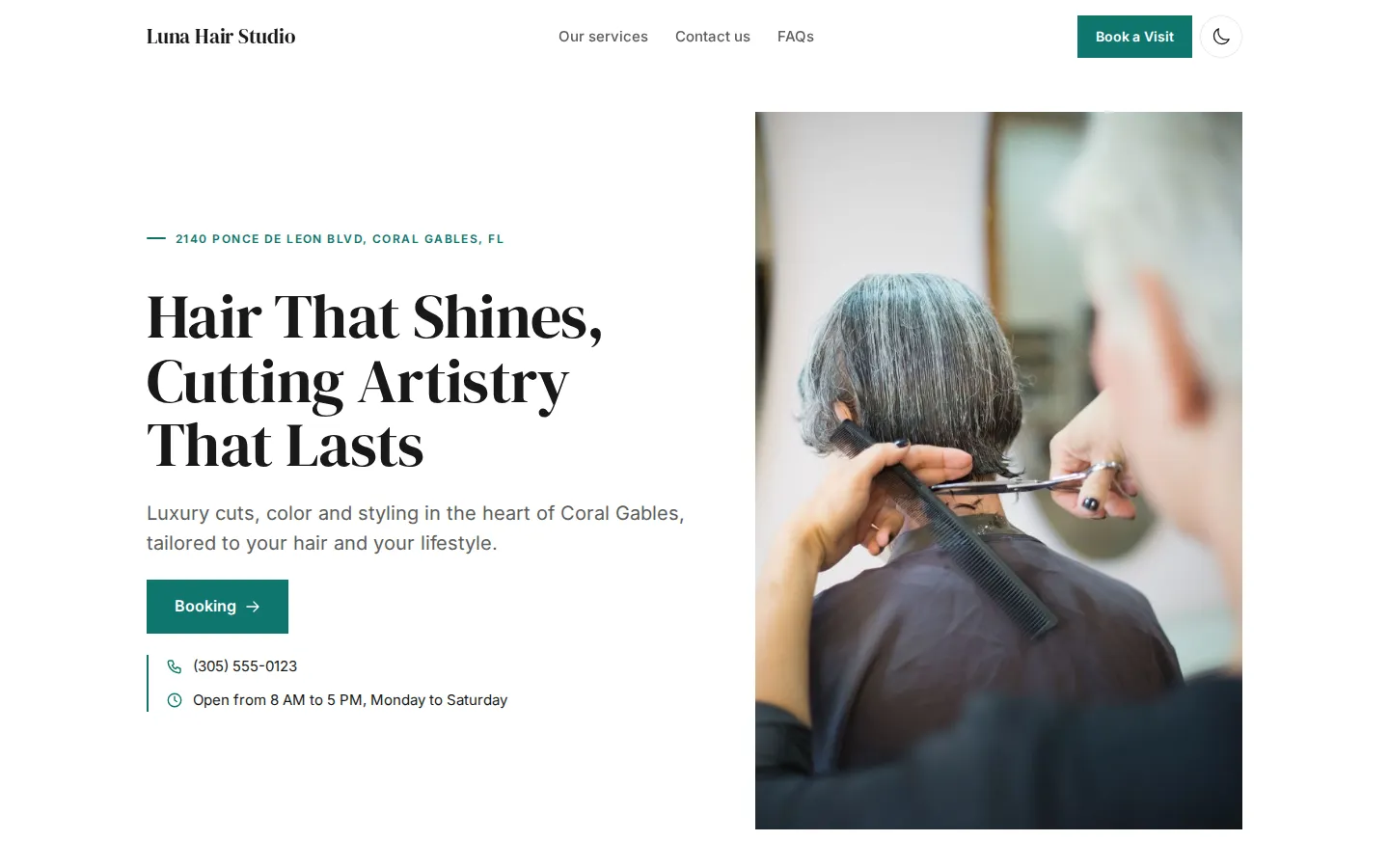 The Editorial template on a demo site